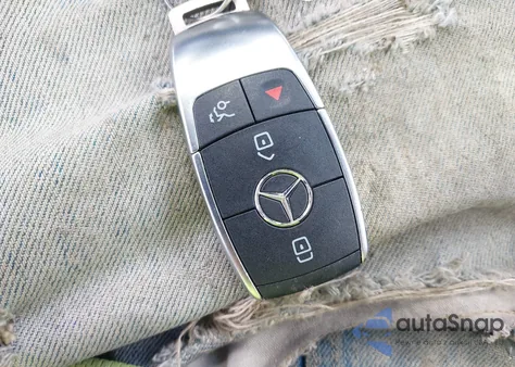 2021 Mercedes-Benz Glb 250 4Matic from USA, damaged, VIN W1N4M4HB2MW091173